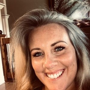 Meet your Posher, Alison